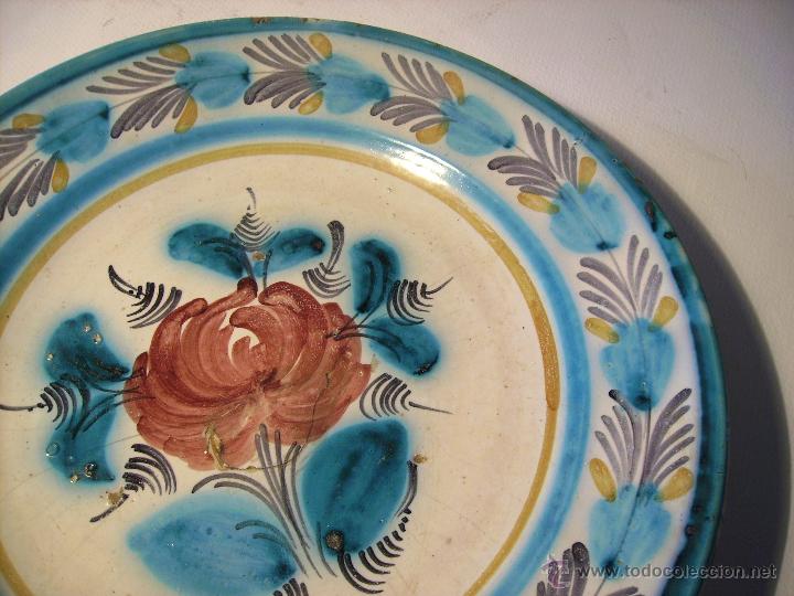 Antig&uuml;edades: PLATO CERAMICA DE TALAVERA - Foto 3