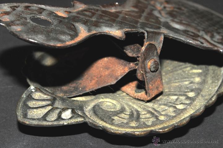 Antig&uuml;edades: ANTIGUA PINZA EN BRONCE Y HOJALATA - Foto 4