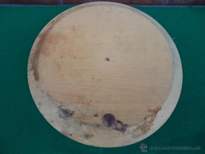 Antig&uuml;edades: plato de madera - Foto 2