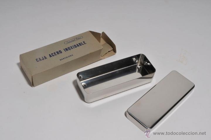 Antig&uuml;edades: caja de acero accesorios m&eacute;dico - Foto 2