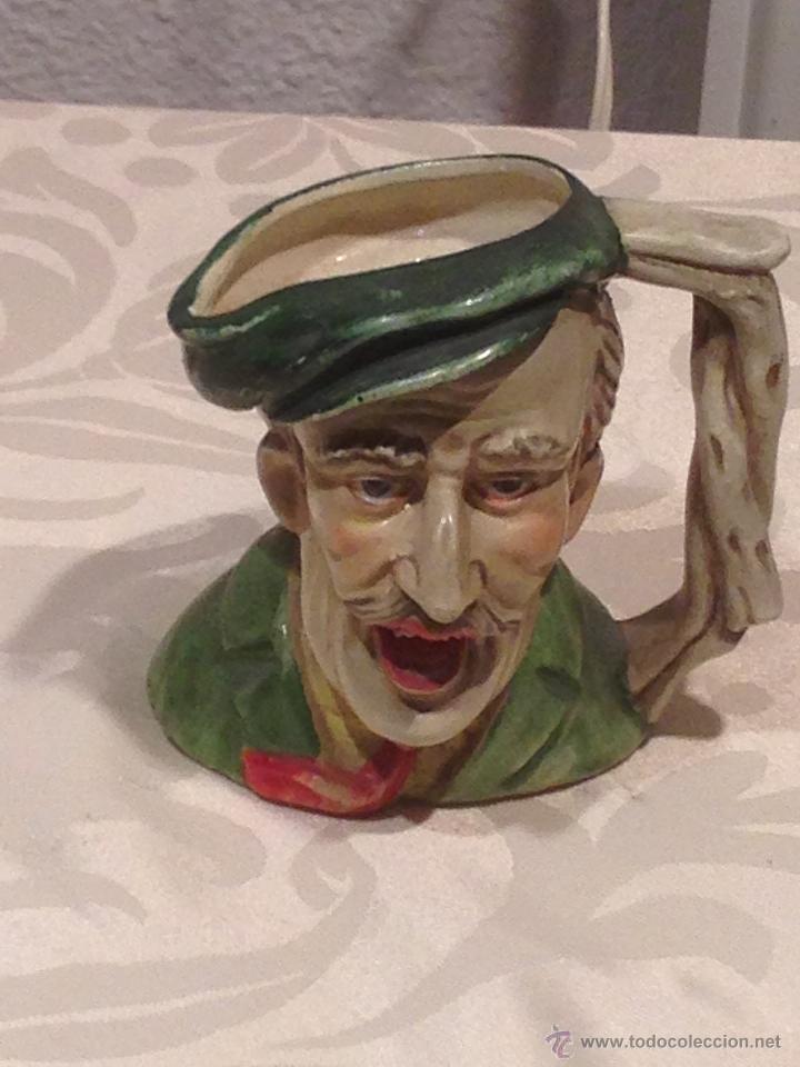 Antig&uuml;edades: Jarra de cerveza Toby Jug - Foto 1
