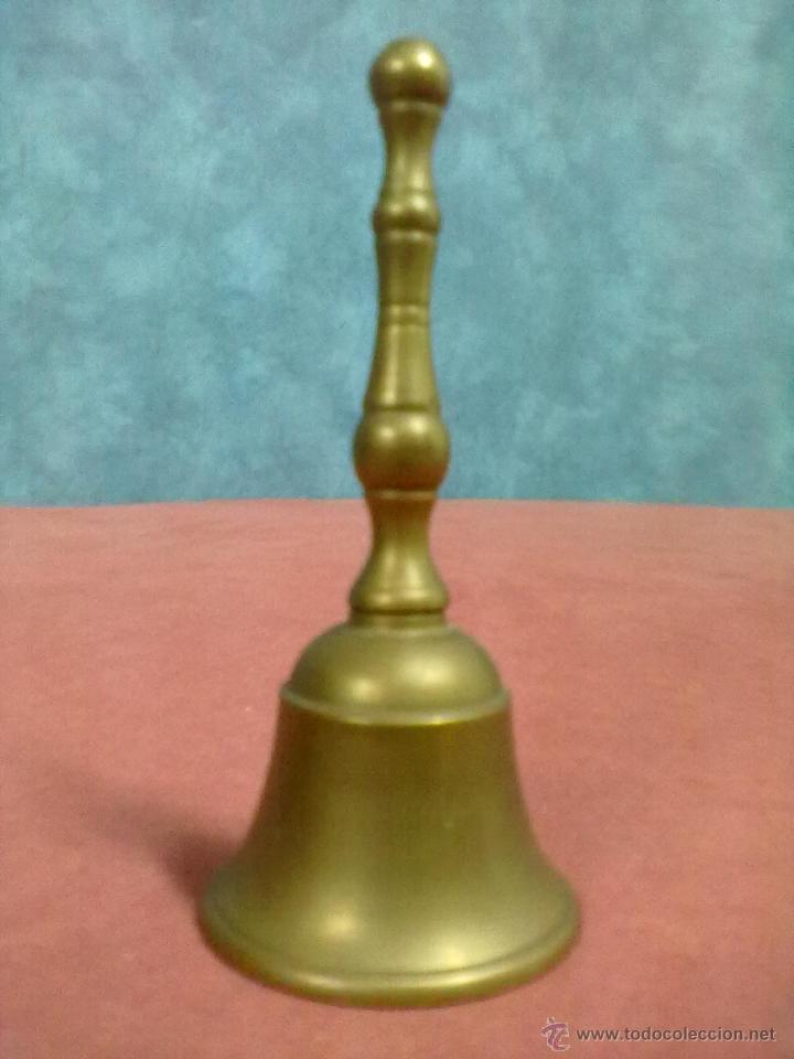 Antig&uuml;edades: CAMPANILLA SOBREMESA BRONCE - Foto 1
