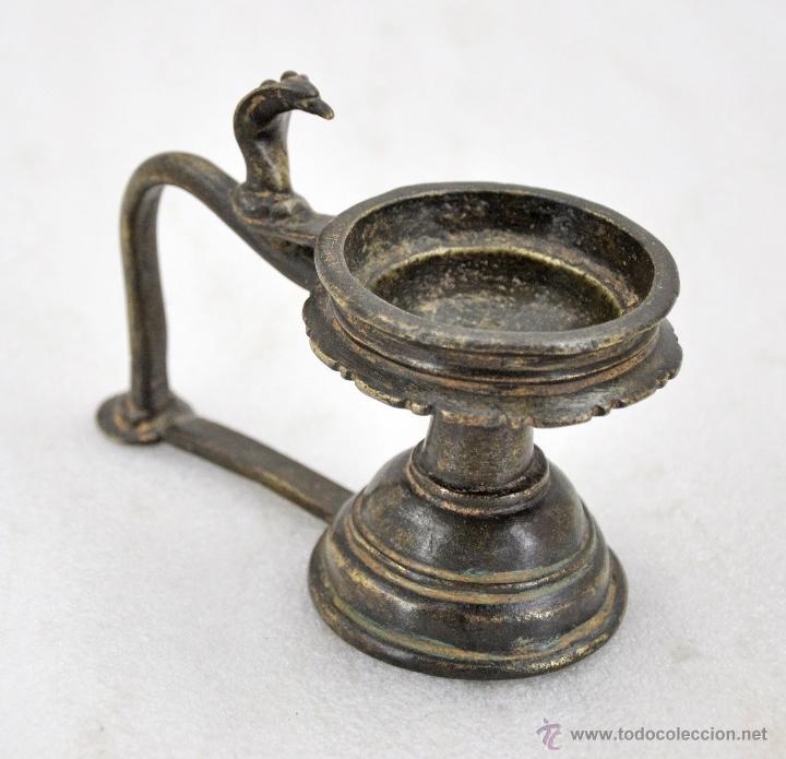 Antig&uuml;edades: Lampara de aceite india en bronce n&ordm; 021 - Foto 1