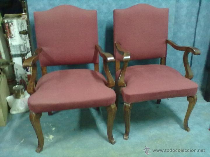 Antig&uuml;edades: PAREJA SILLONES NOGAL - Foto 1