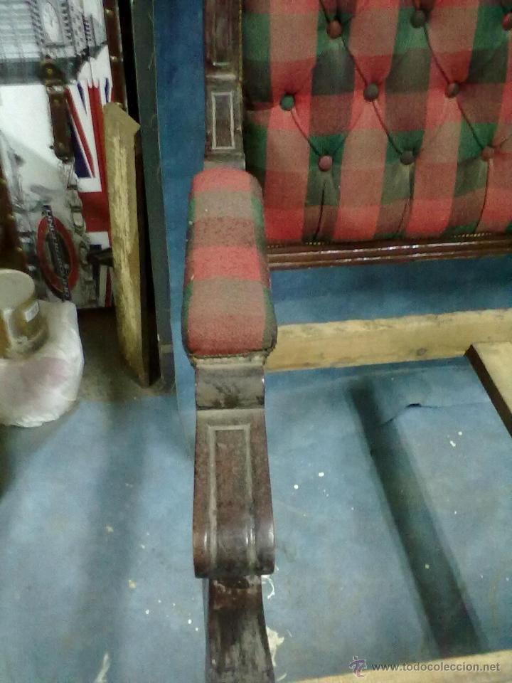 Antig&uuml;edades: SOFA CAPITONE ALFONSINO PARA ACABAR TERMINAR - Foto 3