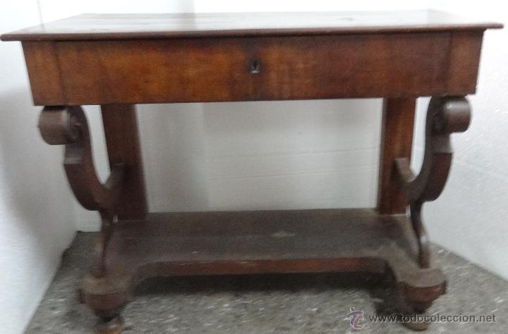 Antig&uuml;edades: CONSOLA CON CAJ&Oacute;N EN CINTURA- 5 - Foto 1