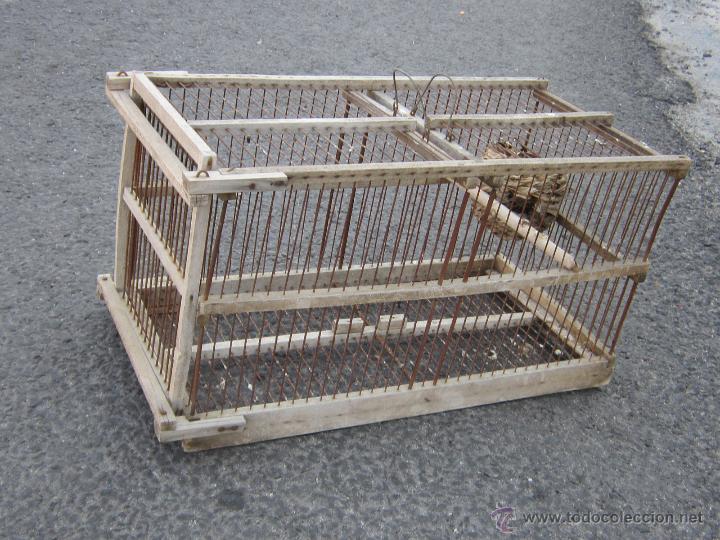 Antig&uuml;edades: JAULA CON ALAMBRE DE HIERRO Y MADERA - Foto 3