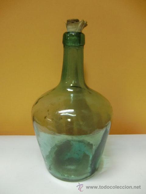 Antig&uuml;edades: Botella de vidrio verde - Foto 3