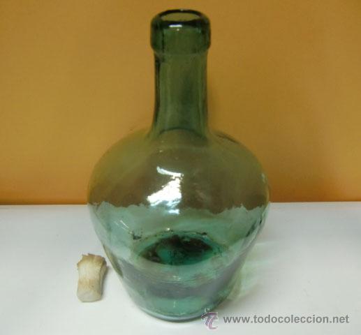 Antig&uuml;edades: Botella de vidrio verde - Foto 4