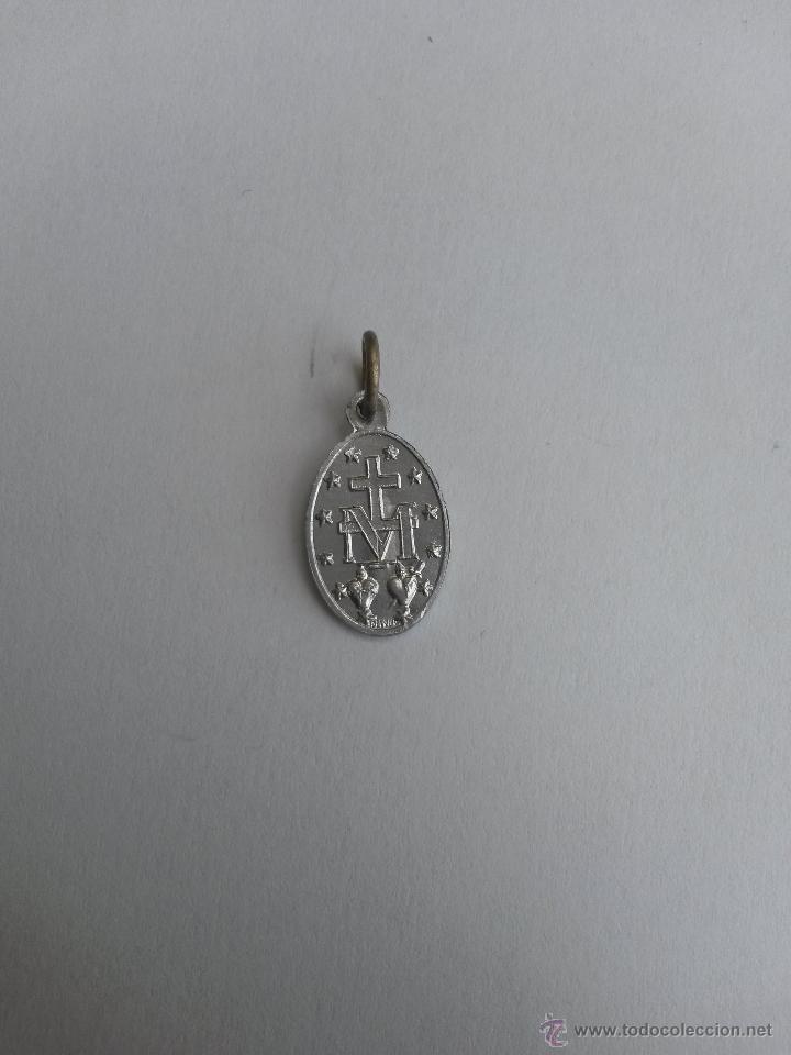 Antig&uuml;edades: Medalla inmaculada francesa de 1.9 x 1 cms - Foto 2