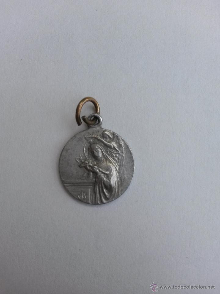 Antig&uuml;edades: Medalla religiosa de 1,7 cms de diametro - Foto 1
