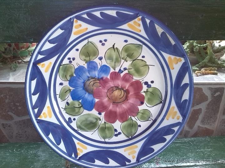 Antig&uuml;edades: viejo plato pintado a mano - Foto 1