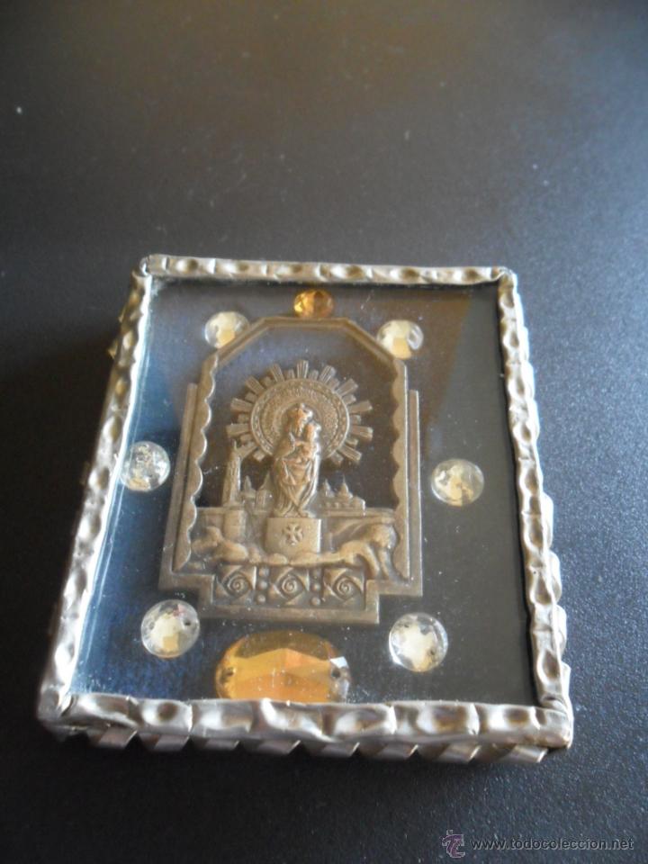 Antig&uuml;edades: CUADRITO CON MEDALLA DE LA VIRGEN DEL PILAR - Foto 2