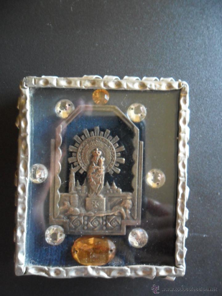 Antig&uuml;edades: CUADRITO CON MEDALLA DE LA VIRGEN DEL PILAR - Foto 3