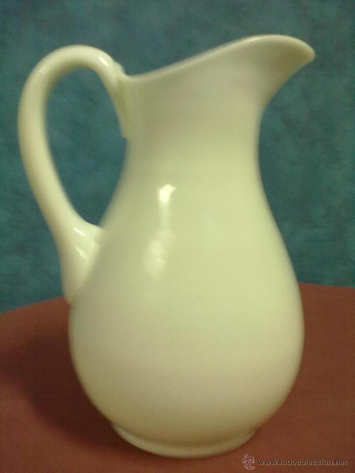 Antig&uuml;edades: JARRA PESADO CRISTAL BLANCO LECHOSO OPALINA. - Foto 3