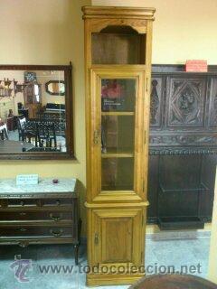 Antig&uuml;edades: mueble vitrina. Madera de Roble - Foto 1