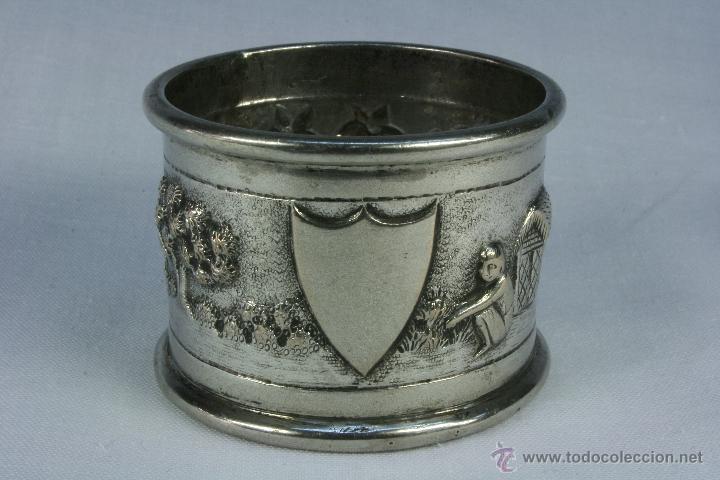 Antiques: Servilletero metal peltre o zamak. Porta servilleta. &Eacute;poca colonial.