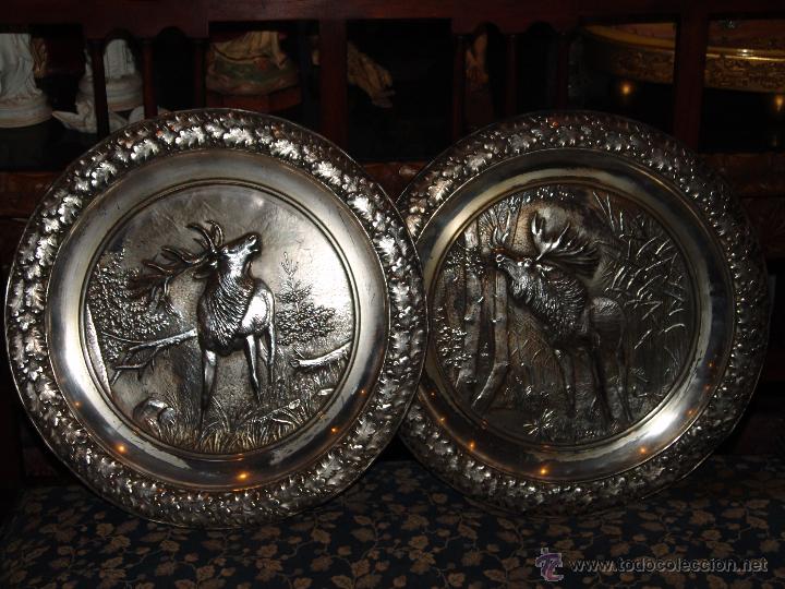 Antig&uuml;edades: ANTIGUA PAREJA DE PLATOS - Foto 1