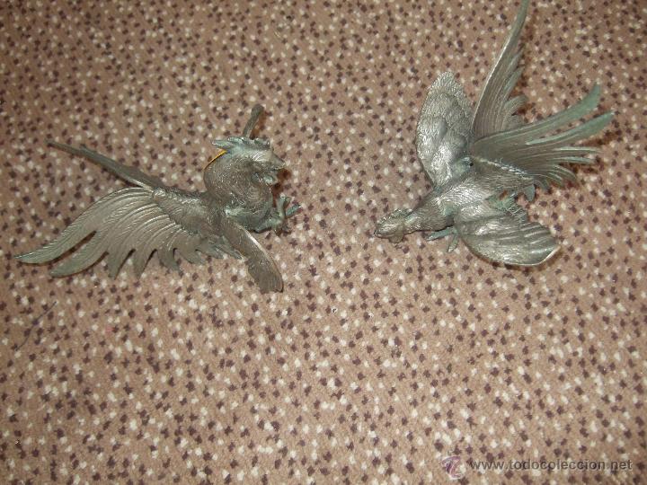 Antig&uuml;edades: pareja de gallos