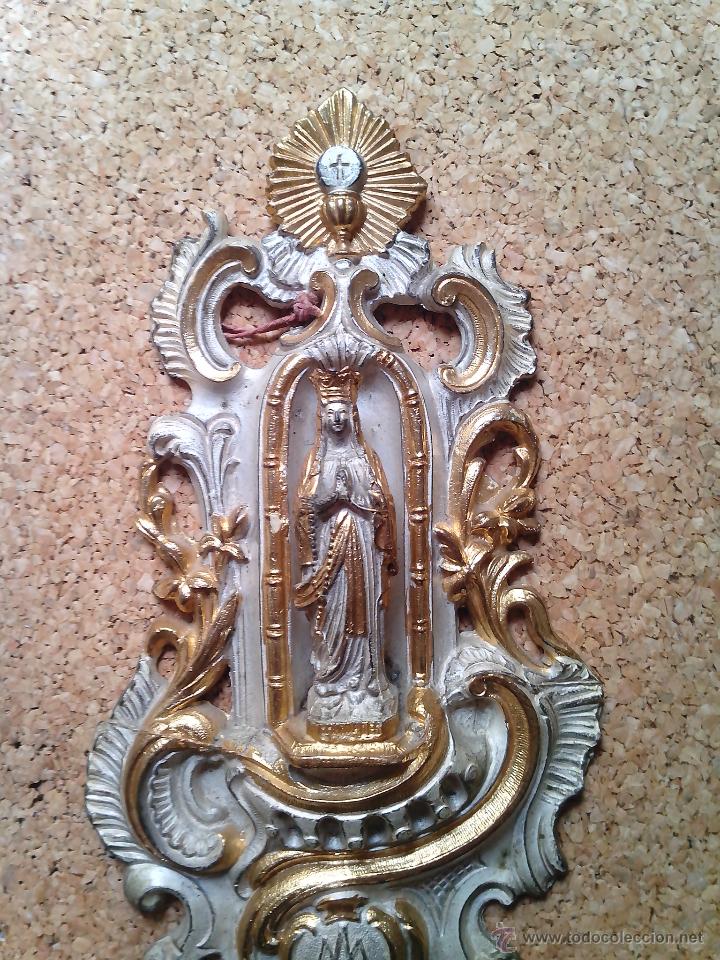 Antig&uuml;edades: MAGNIFICA PILA BENDITERA CON VIRGEN EN BRONCE - Foto 6