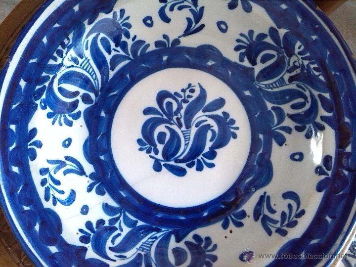Antig&uuml;edades: antiguo plato de manises, la&ntilde;ado de epoca - Foto 2