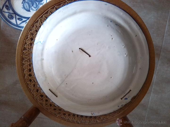 Antig&uuml;edades: antiguo plato de manises, la&ntilde;ado de epoca - Foto 3