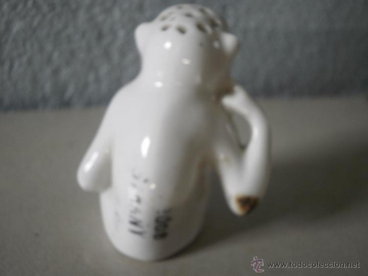 Antig&uuml;edades: Figura de mono. Salero. - Foto 4