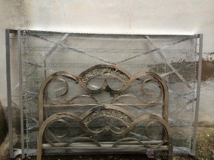 Antig&uuml;edades: ANTIGUA CAMA DECORADA - Foto 1