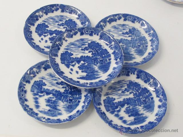 Antig&uuml;edades: 5 platitos de porcelana - Foto 2