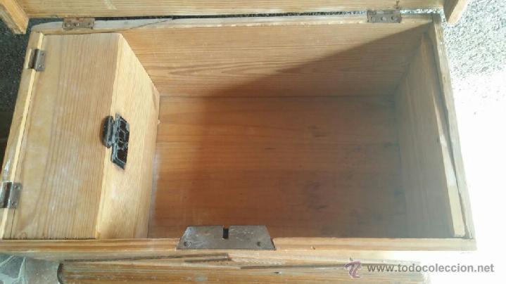 Antig&uuml;edades: antiguo arcon en madera con cajon interior, preciosa - Foto 3