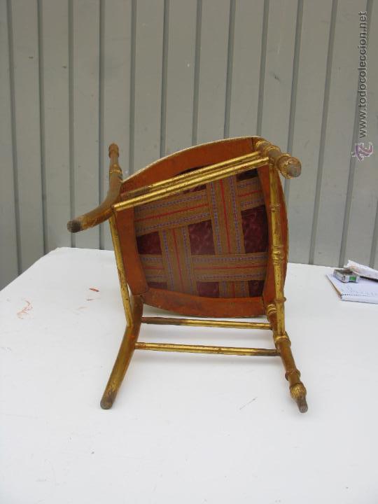Antig&uuml;edades: silla de madera antigua tapizada perfectamente. - Foto 2