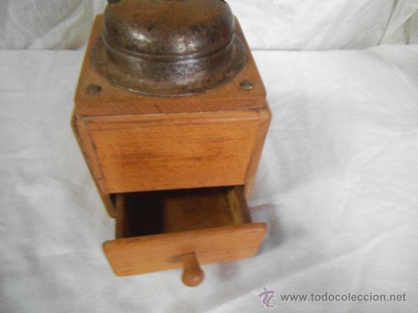 Antig&uuml;edades: ANTIGUO MOLINILLO DE CAFE DE MADERA - Foto 5