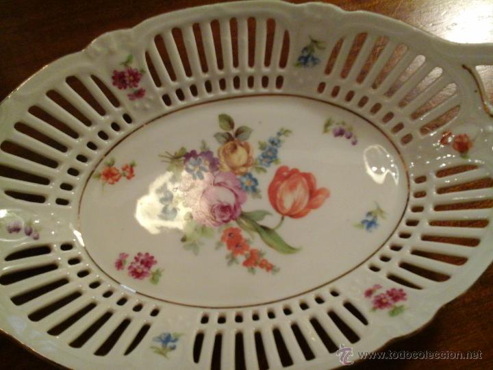 Antig&uuml;edades: Bandeja porcelana calada - Foto 2