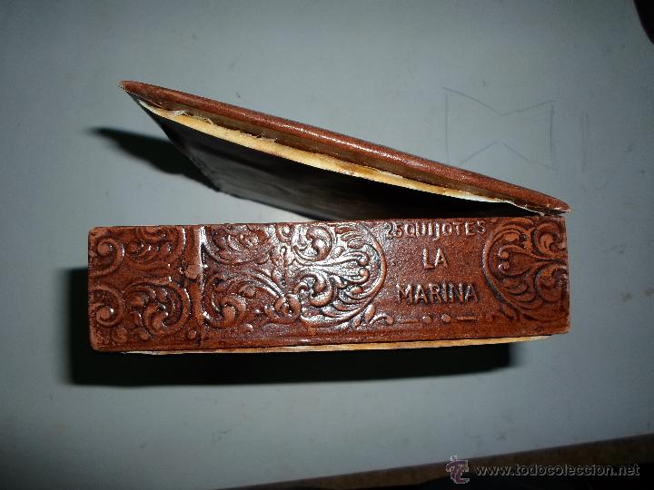 Antig&uuml;edades: CAJA DE MADERA Y CUERO - Foto 2