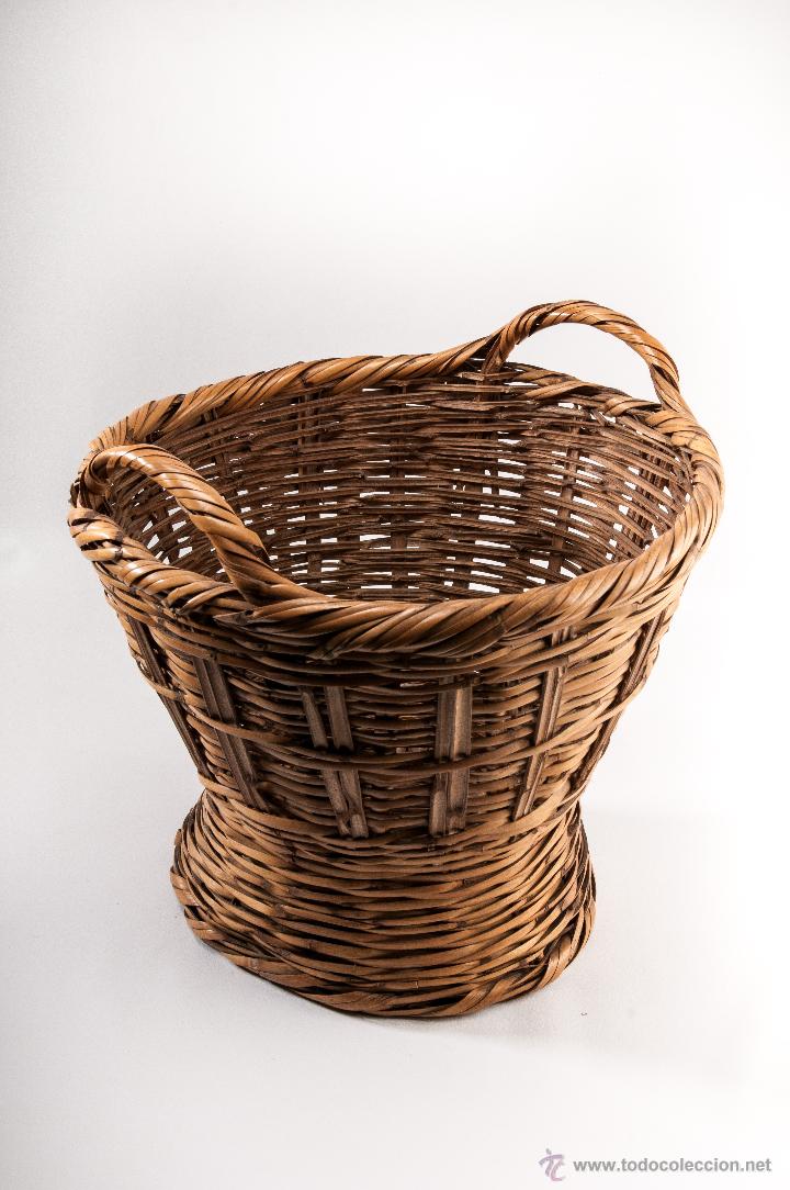 Antiques: CESTA DE MIMBRE ANTIGUA