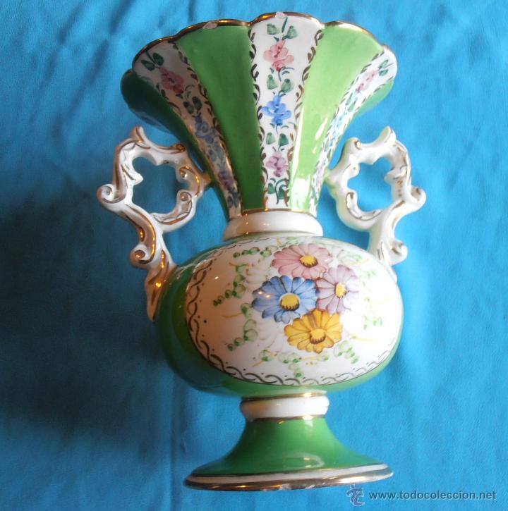 Antig&uuml;edades: JARRON, FLORERO, VERDE Y BLANCO CON FLORES - Foto 7
