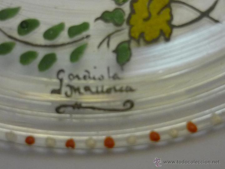 Antigüedades: Plato de cristal esmaltado de Gordiola con escudo de Mallorca. Firmado - Foto 7 - 45953834