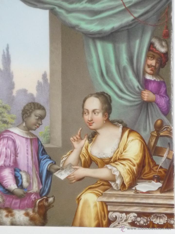 Antig&uuml;edades: Placa de porcelana pintada - Foto 2