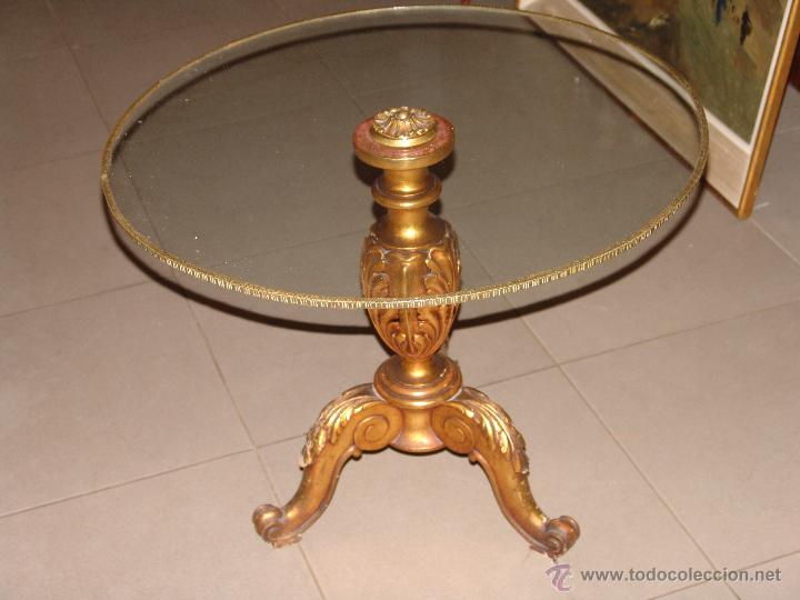 Antig&uuml;edades: MESITA CON PIE DE MADERA Y CRISTAL - Foto 1