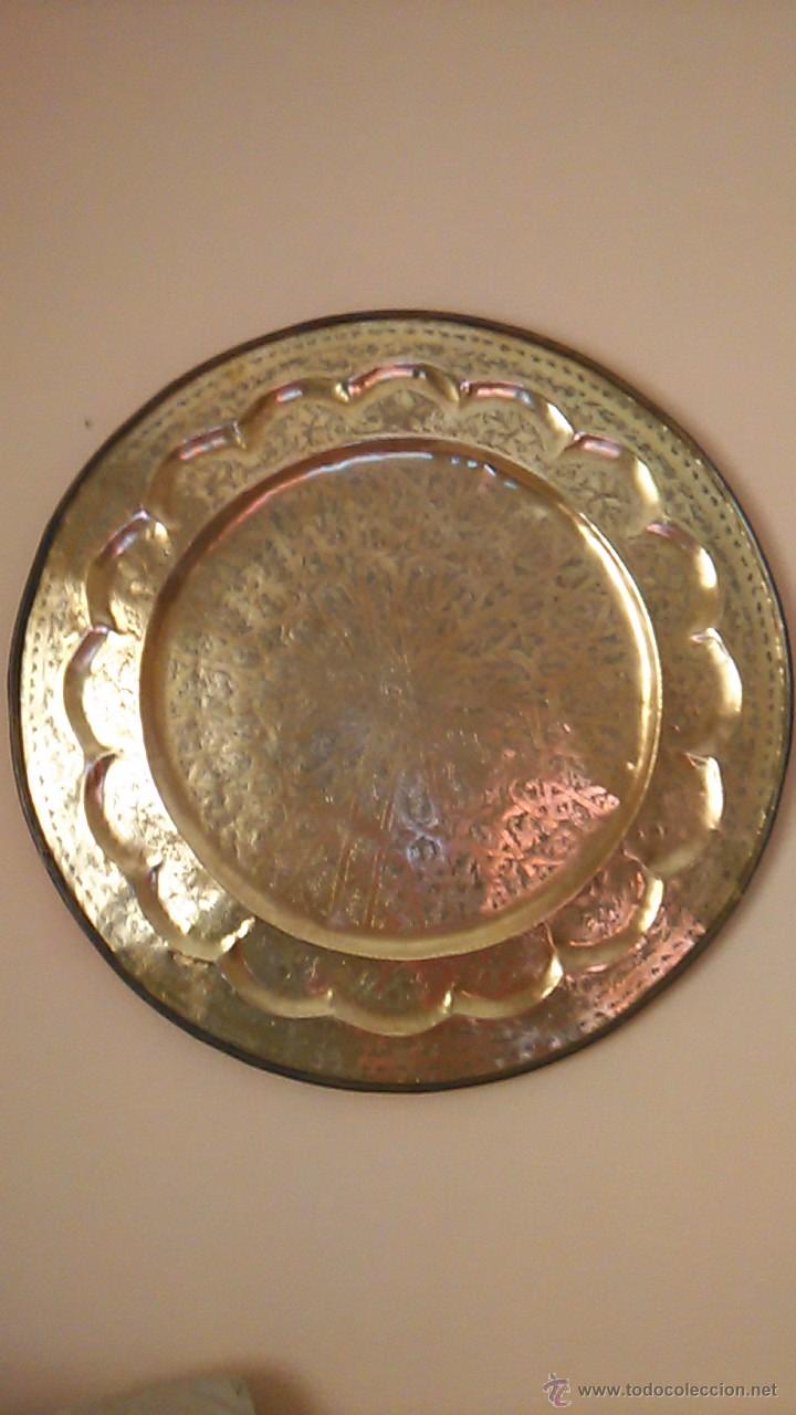 Antig&uuml;edades: BANDEJA DE GRAN TAMA&Ntilde;O EN BRONCE - Foto 1