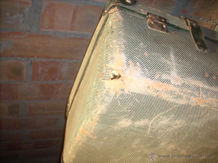Antig&uuml;edades: ANTIGUA MALETA 60x38 cm. - Foto 5