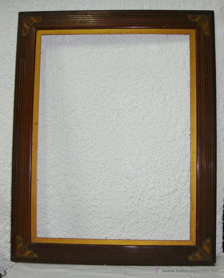 Antig&uuml;edades: Marco antiguo de madera moldurada &middot; ca. 1900&ndash;1930 - Foto 1