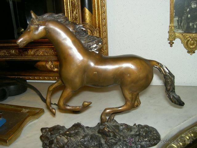 Antig&uuml;edades: BRONCE DE CABALLO AL GALOPE - Foto 1