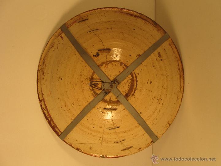 Antig&uuml;edades: Plato de reflejo dorado de Manises Siglo XVIII. - Foto 3