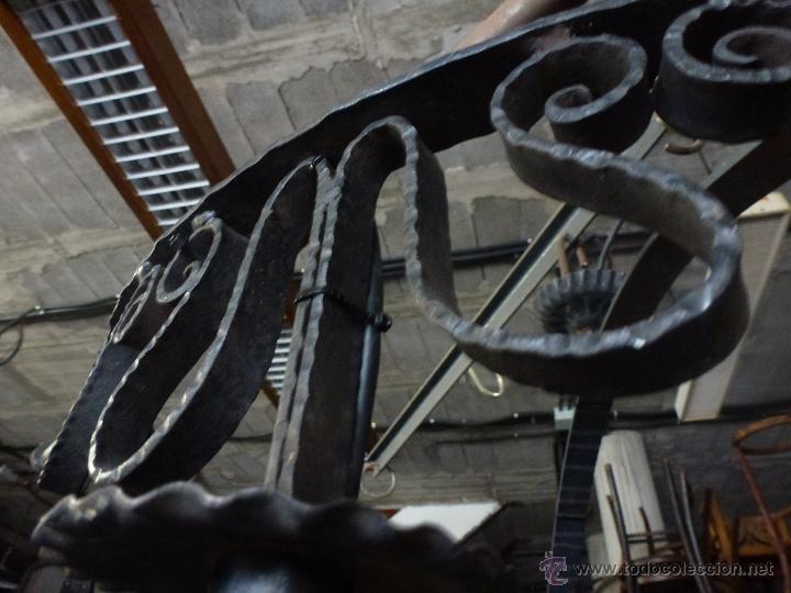 Antig&uuml;edades: Lampara redonda de hierro forjado - Foto 3
