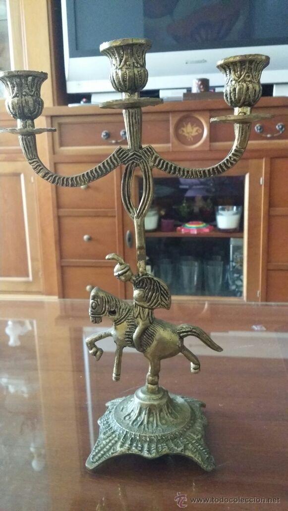 Antig&uuml;edades: antiguo candelabro de bronce, - Foto 1
