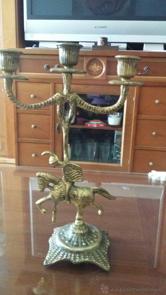 Antig&uuml;edades: antiguo candelabro de bronce, - Foto 1