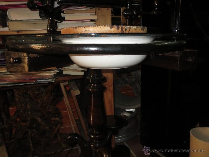 Antig&uuml;edades: PALANGANERO DE MADERA SIGLO XIX - Foto 6
