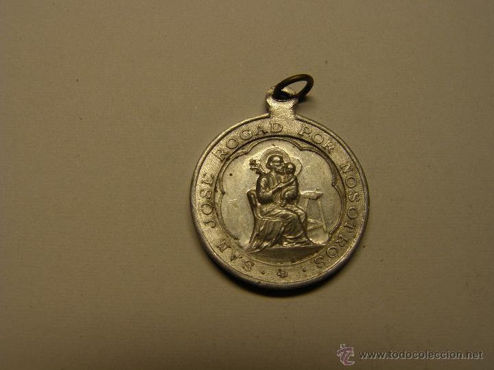 Antig&uuml;edades: Medalla religiosa de S. Jos&eacute;. - Foto 1