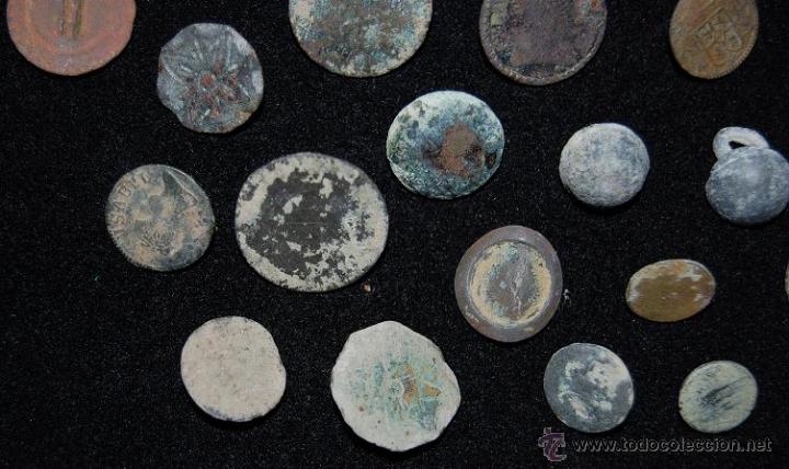 Antig&uuml;edades: BOTONES ANTIGUOS PARA IDENTIFICAR - Foto 5